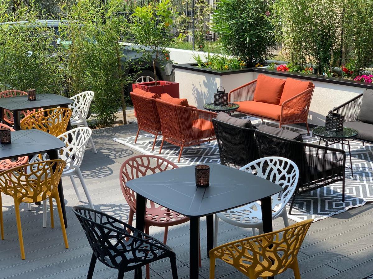 Visioni Lake View Boutique Rooms & Breakfast - Adults Friendly Riva del Garda Exteriör bild